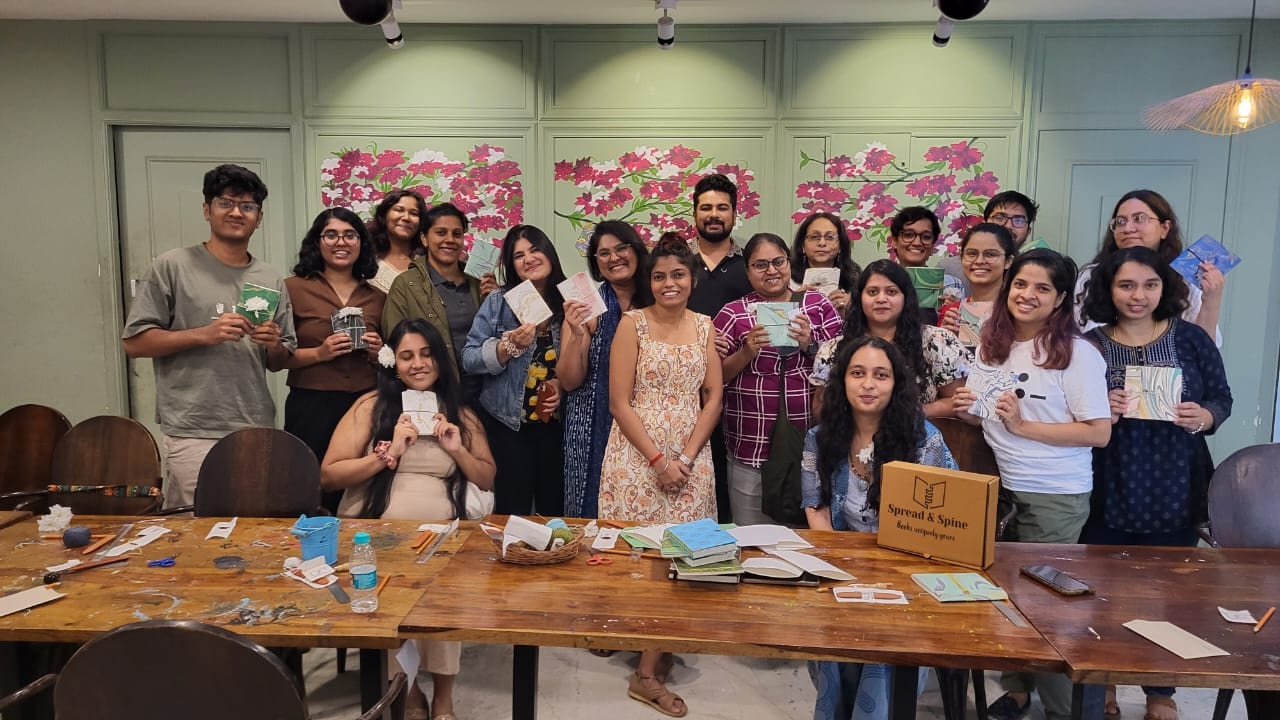 Cafe bookbinding session hosted by Spread & Spine — collaborative makers in India